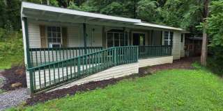 $1,500 - 2 Bedroom / 1 Bath with Large Covered Deck in Tatham Mountain Park Gallery 1