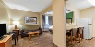 Cleveland - Westlake Gallery 6