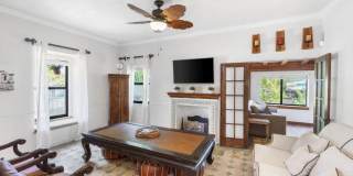 400 33rd Street Gallery 14