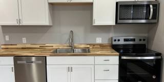*Available August 2027!* 5 bedroom house downtown!! Recently Renovated! *Available August 2027!* 5 bedroom house downtown!! Recently Renovated! Gallery 3