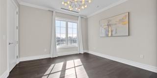 5000 Royal Court Gallery 15