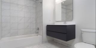 809 N La Salle Dr Gallery 6