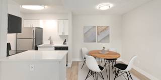 Creekside Apartments Gallery 3