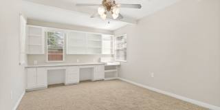 5-BEDROOM HOME IN WILSHIRE TERRACE Gallery 16