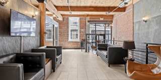 The Fountain Building Gallery 28