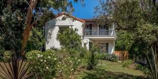 1332 Comstock Ave Gallery 1