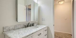 Corner Unit 2 BDR / 2.5 BA Townhome Gallery 20