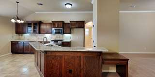 4 Bedroom 2 Bathroom Home - Midwest City Gallery 8