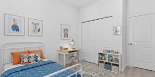 4404 Longwood Lake Square Gallery 50