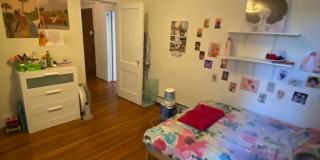 5424 South University Ave. Gallery 8