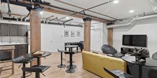 The Fountain Building Gallery 17