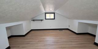 Fully Remodeled 3 bedroom 1 bathroom House for Rent in the South Side ! Gallery 25