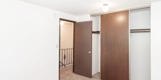 Hallmark Apartments Gallery 15
