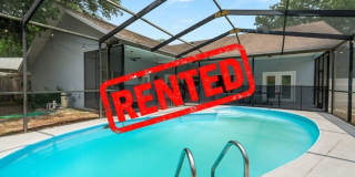 Chic Stylish Pool House newly renovated Gallery 1