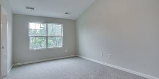 Lovely Townhome with 2 Car Garage Lovely Townhome with 2 Car Garage Gallery 25