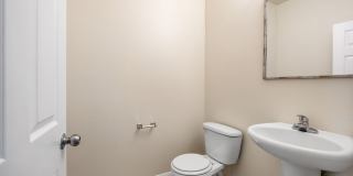 Attractive 4 Bedroom, 2.5 Bath, 2-Story Home in Manor! Gallery 15