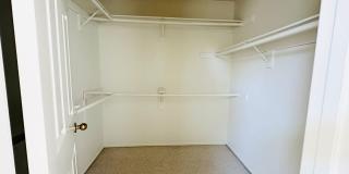 Spacious 4 Bedroom with Loft in Loma Linda Gallery 31