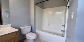848 Quadrilla Street Gallery 11