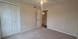 Gorgeous Corner lot Home for Rent! Gallery 18