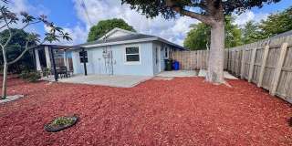 2213 NE 3rd Avenue unit: 2215 Gallery 18