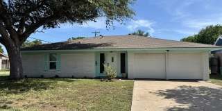 126 N Janin Circle Gallery 1