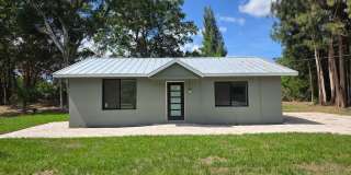 100% Remodeled 2 bedroom 1.5 bath ANNUAL RENTAL Gallery 1