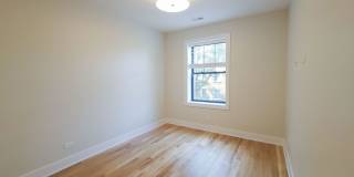 3356-58 N Sheffield Gallery 13
