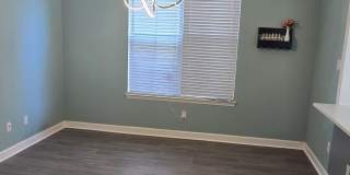 3674 Biltmore Avenue Gallery 37