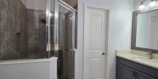 Gorgeous 4-Bedroom, 3-Bathroom Home in Providence Gallery 23