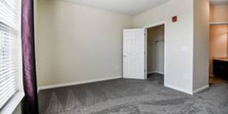 Spacious and Modern 2BR/2BA Condo in Norbeck Crossing Gallery 11