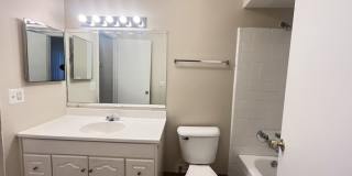 Pine Lake Apartments Gallery 9