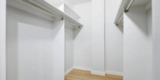 162 E 66th St Gallery 7