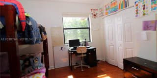 3698 SE 2nd Dr Gallery 47