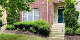 POTOMAC CLUB - SECONDS TO STONEBRIDGE - EASY REVERSE COMMUTE TO QUANTICO Gallery 4