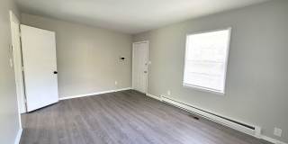 3 Bedroom Brick Ranch in East Charlotte For Rent! Gallery 5