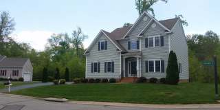Stunning and Luxurious 4 Bedroom 2.5 Bath Home in the Crosspoint Subdivision Gallery 1
