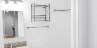 815-13TH Gallery 500