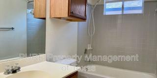 1421 Garden Path Gallery 11
