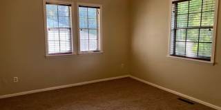 Spacious House Near CSU! Gallery 7