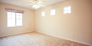 Charming Three Bedroom Napa Home Close to Queen of the Valley Medical Center Gallery 28