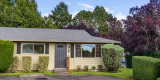 Just updated! - 2 Bedroom Condo in Washougal Gallery 1