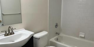 8848 GOOSE LANDING Circle Gallery 17