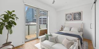 Evani 3223 Wilshire Gallery 21