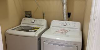 9708 LAKE POINTE Court Gallery 23