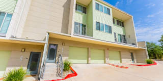 Discover the Ultimate in South Austin Living at Skybridge Lofts - Modern 2 Bedroom, 2.5 Bathroom Condo Living with Luxurious Amenities, Natural Beauty, and Unbeatable Convenience Gallery 1