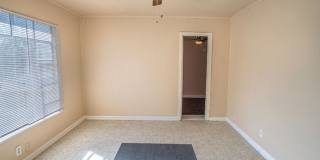 Cozy Remodeled Home Near Downtown Gallery 1