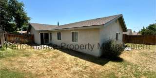 Spacious 3 Bed/2 Bath NE Bakersfield Home w/ RBP & $0 Deposit Option Gallery 15