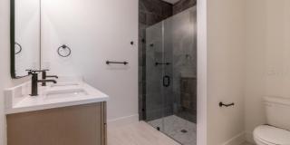 50 W 12TH Street Gallery 26