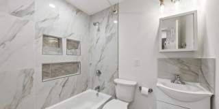 Room in 3 Bedroom Home at Lincoln St SW Gallery 17