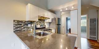 Serene 2 Bedroom 2 Bath Townhome in Windsor, CA with Carport Included! Gallery 13